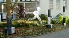 Jochen Schimpfle: L�ufer mit Tons�ulen (1992)